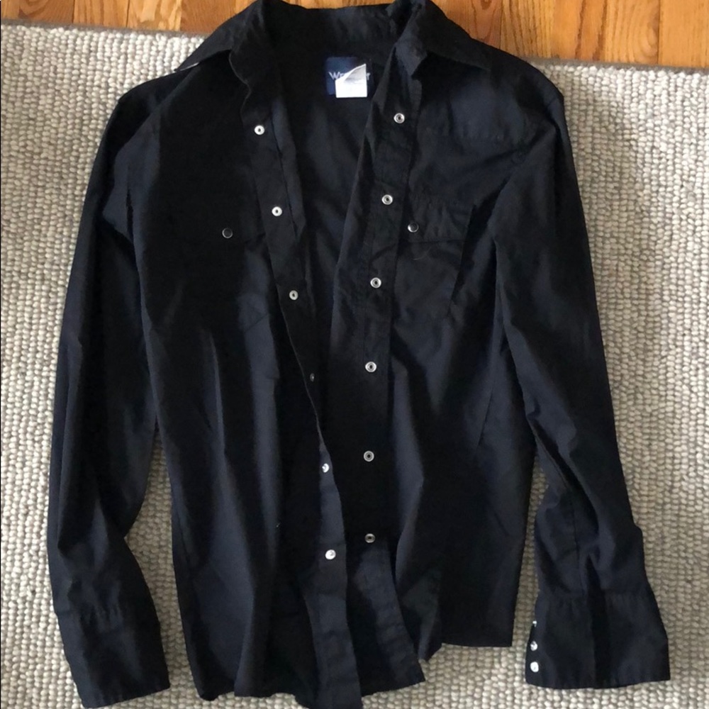 Black men’s wrangler button down
